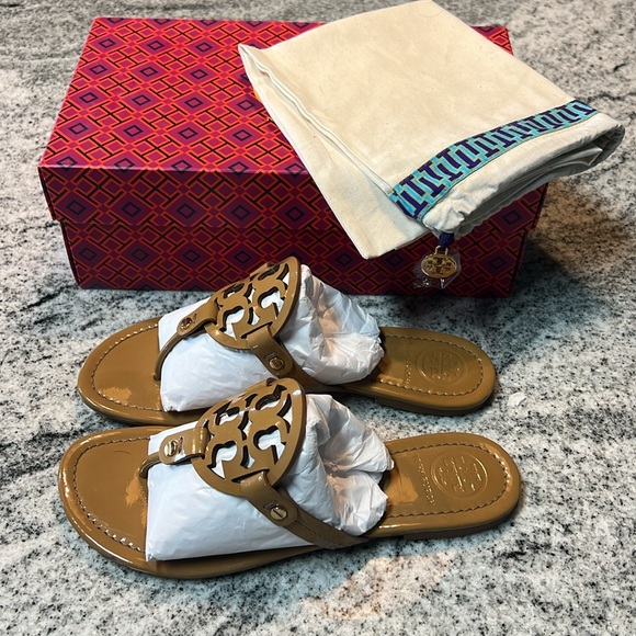 Like New/In Box Tory Burch Robinson Miller sandals - Picture 5 of 5
